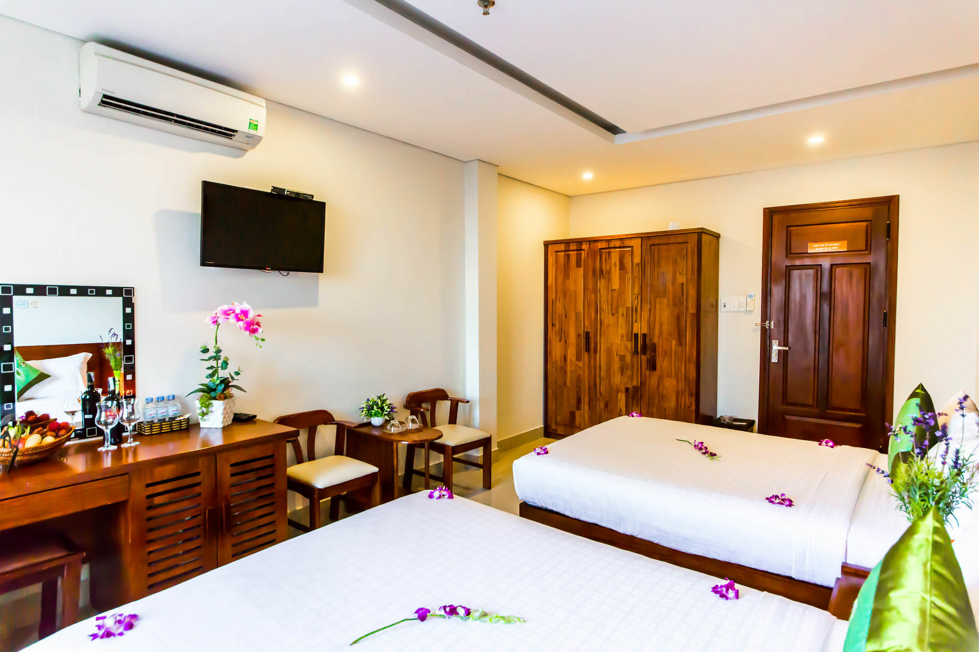 Kien Cuong 2 Hotel Da Nang Bagian luar foto